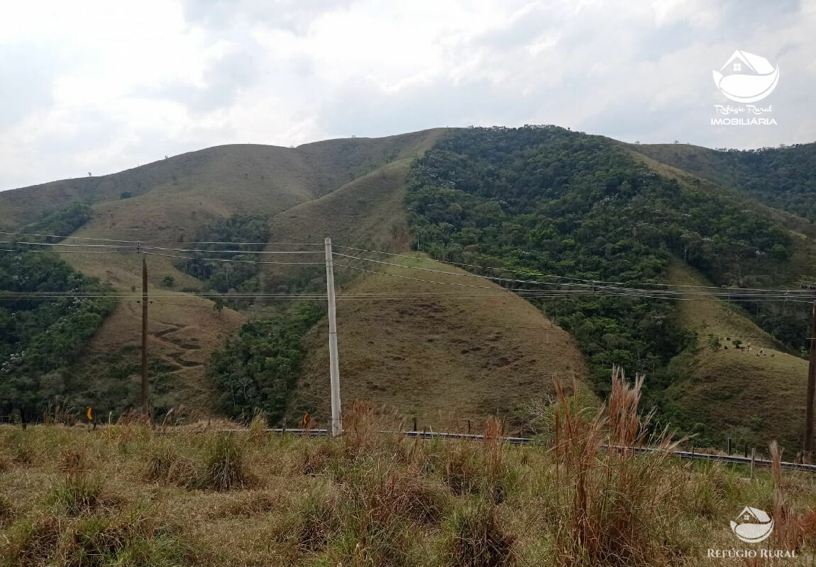 Sítio de 19 ha em Monteiro Lobato, SP