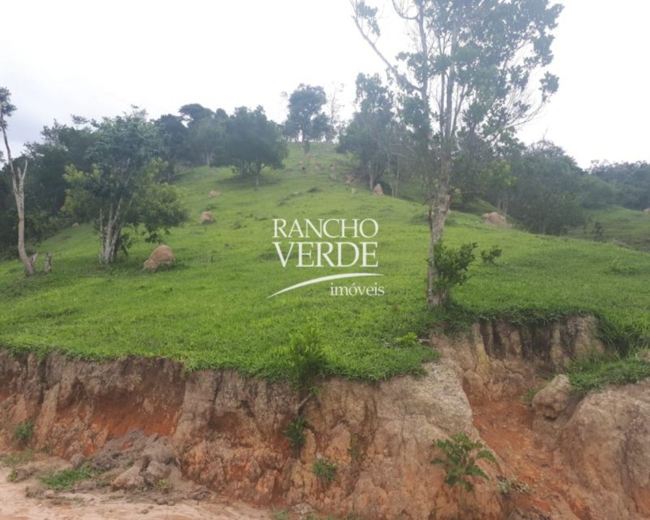 Terreno de 28 ha em Natividade da Serra, SP