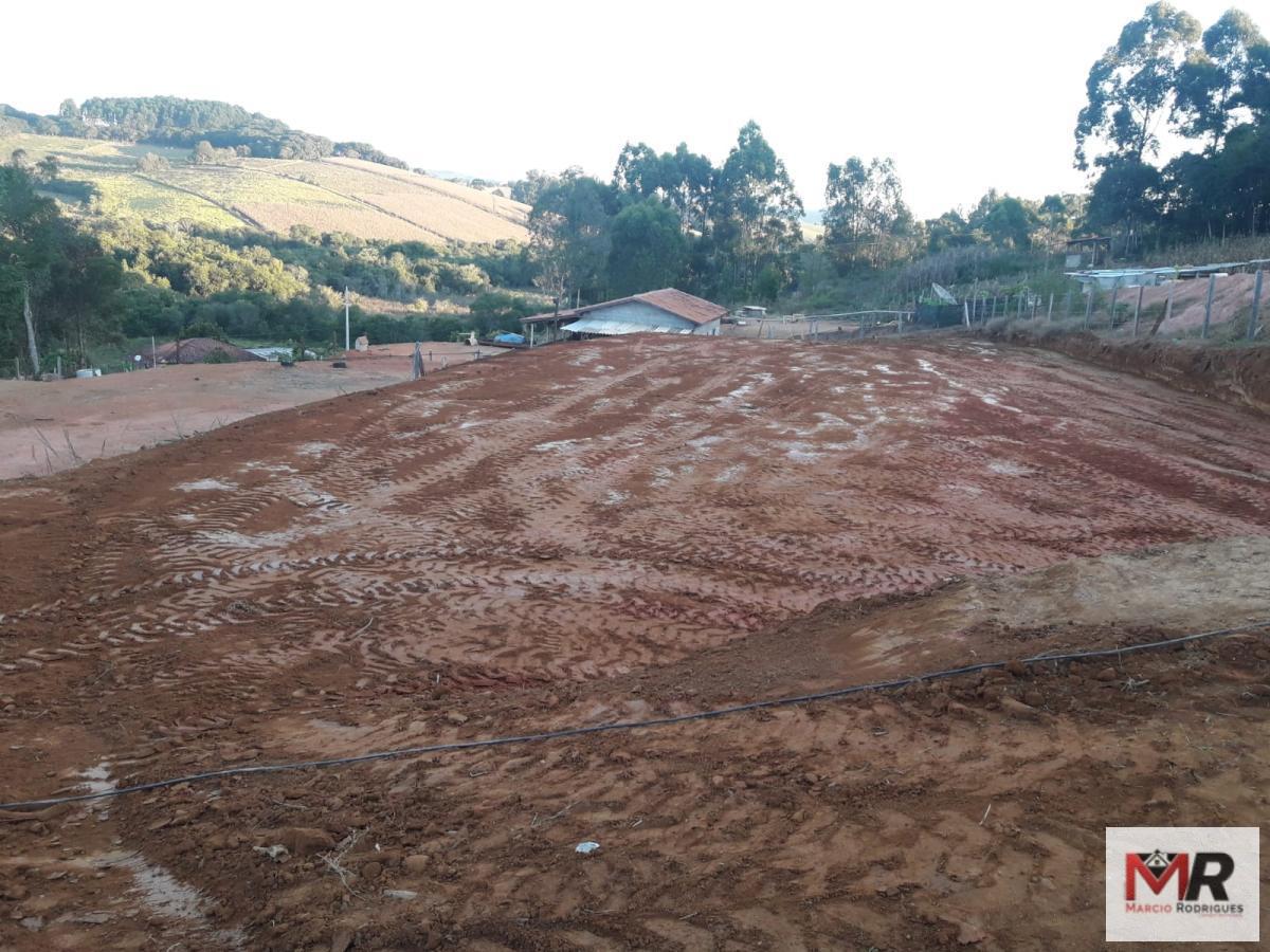 Terreno de 1.000 m² em Toledo, MG