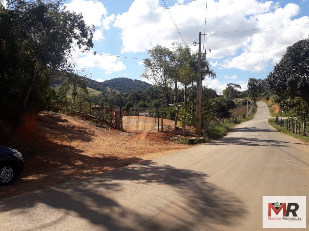 Terreno de 1.000 m² em Toledo, MG