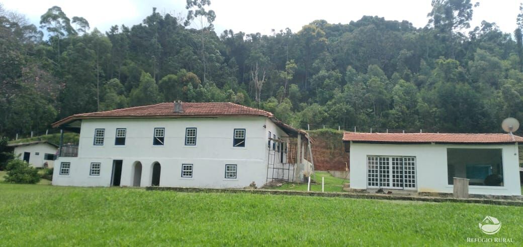 Fazenda de 107 ha em Joanópolis, SP