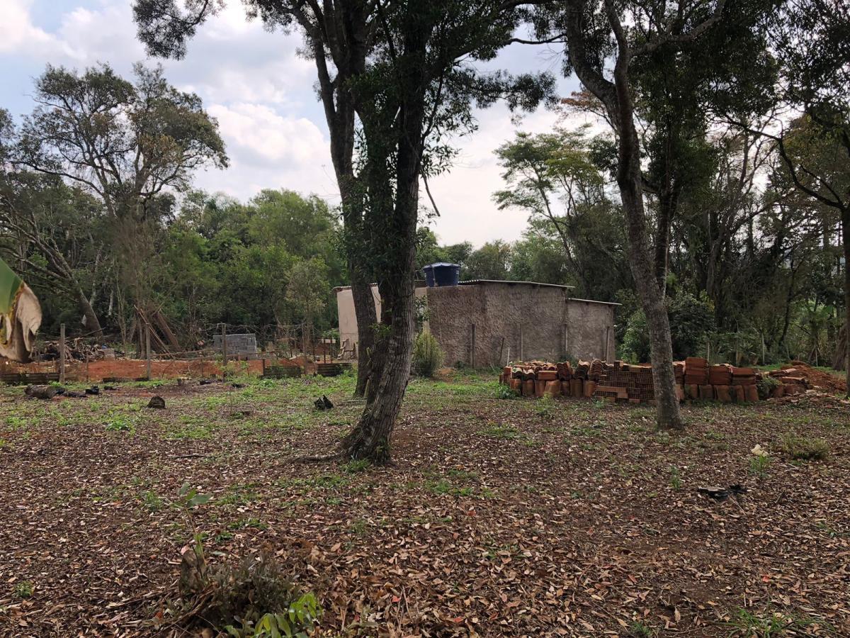 Terreno de 806 m² em Ibiúna, SP