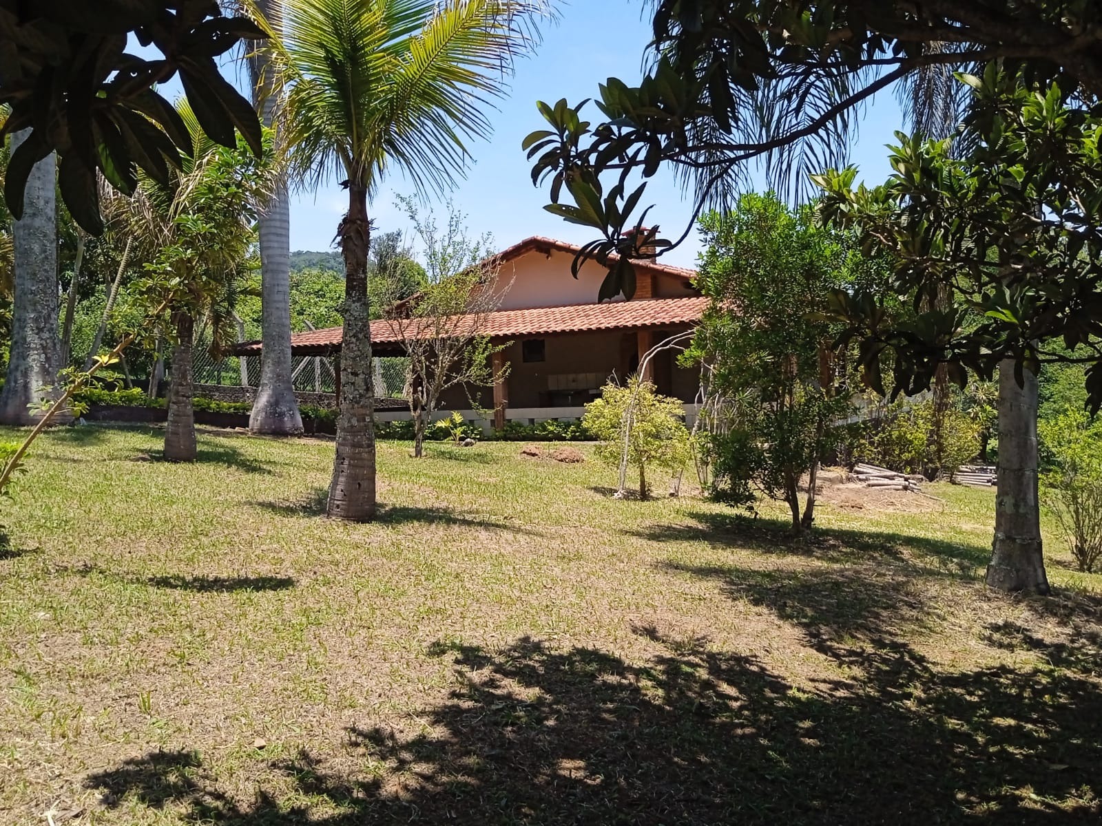 Chácara de 3.000 m² em Paraibuna, SP