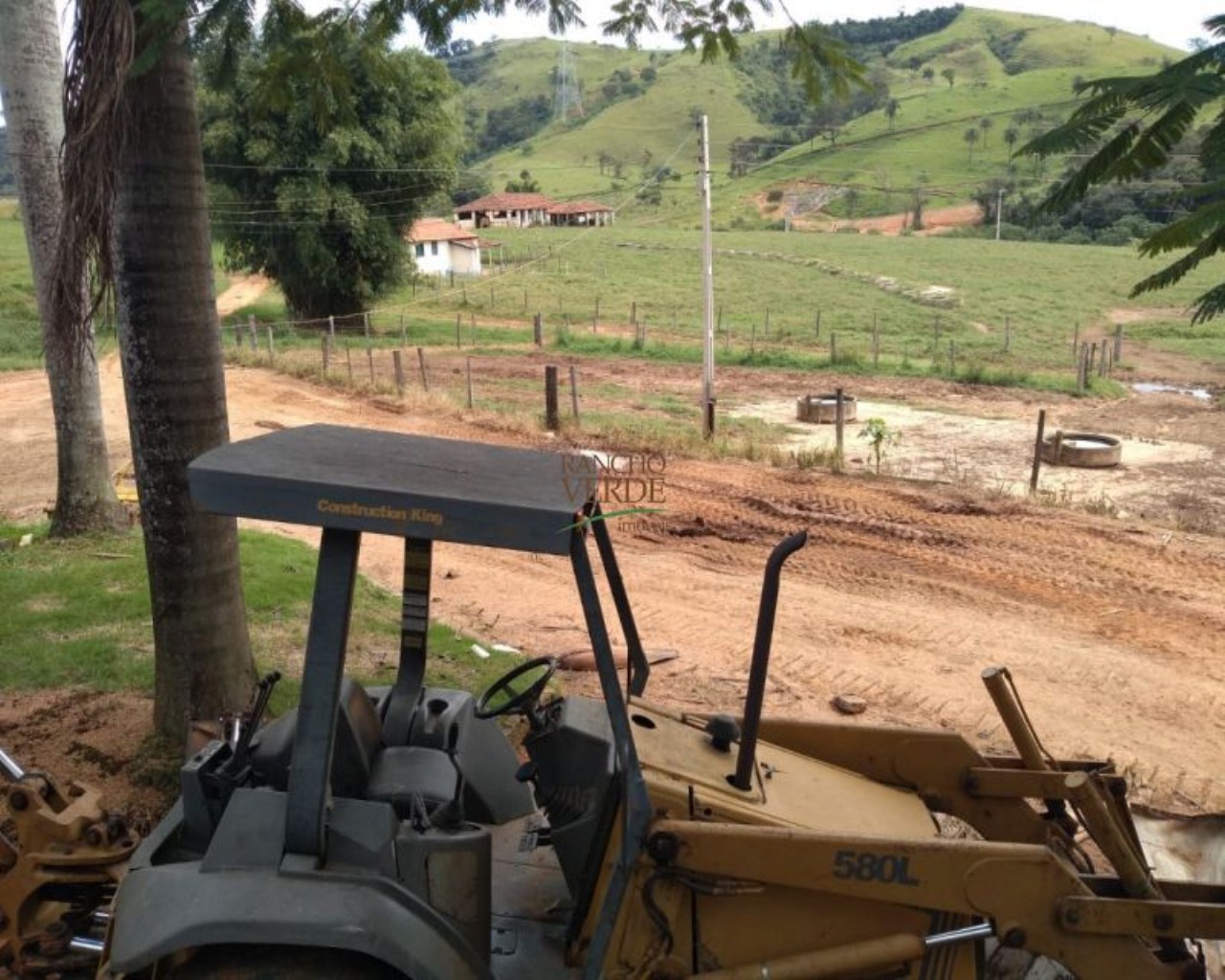 Fazenda de 245 ha em Divinolândia, SP