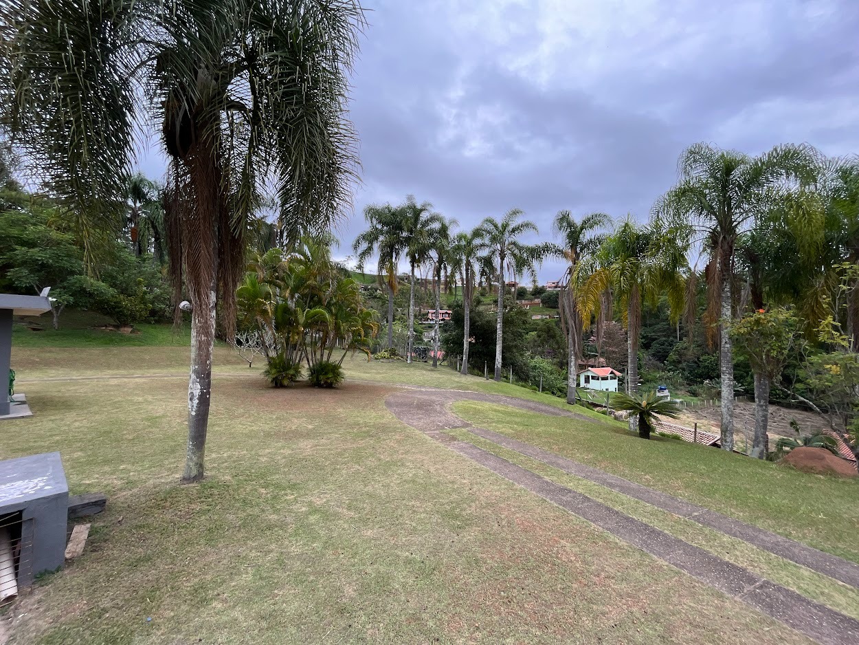 Chácara de 1 ha em São José dos Campos, SP