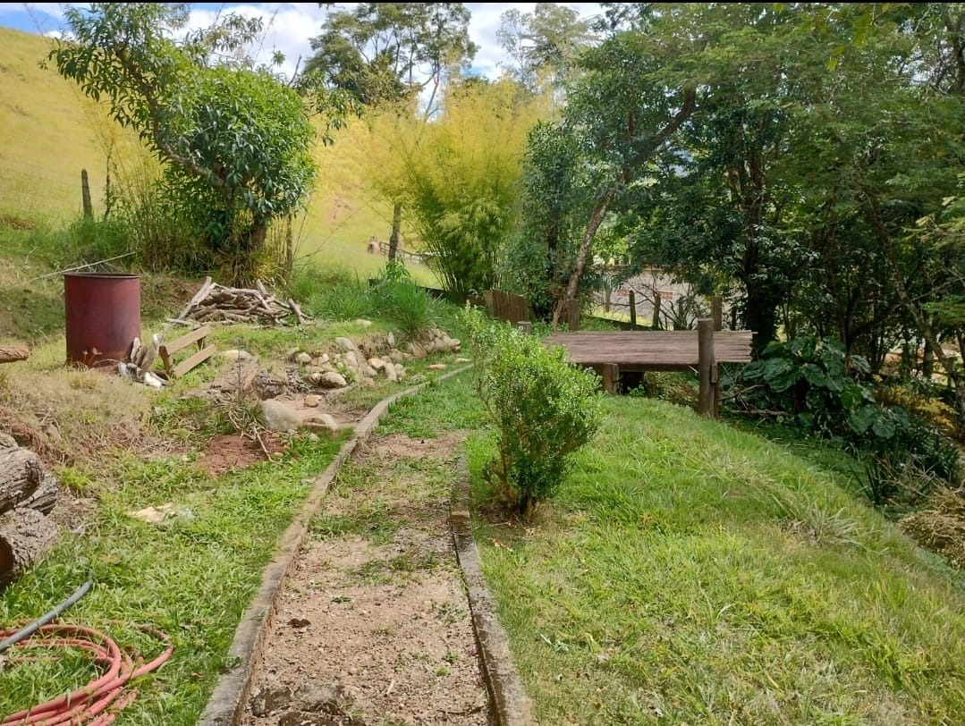 Sítio de 3 ha em Monteiro Lobato, SP