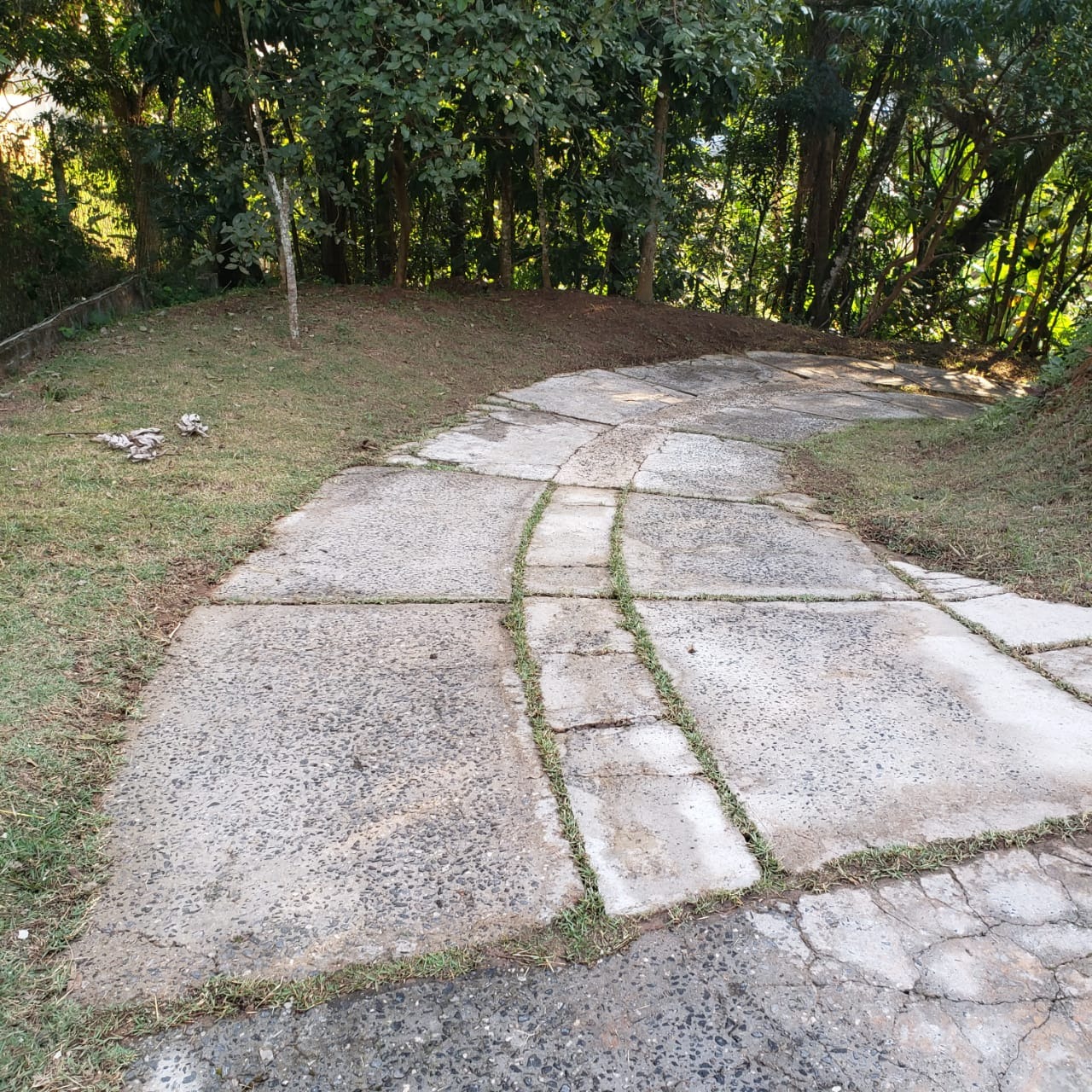 Chácara de 2.300 m² em São José dos Campos, SP