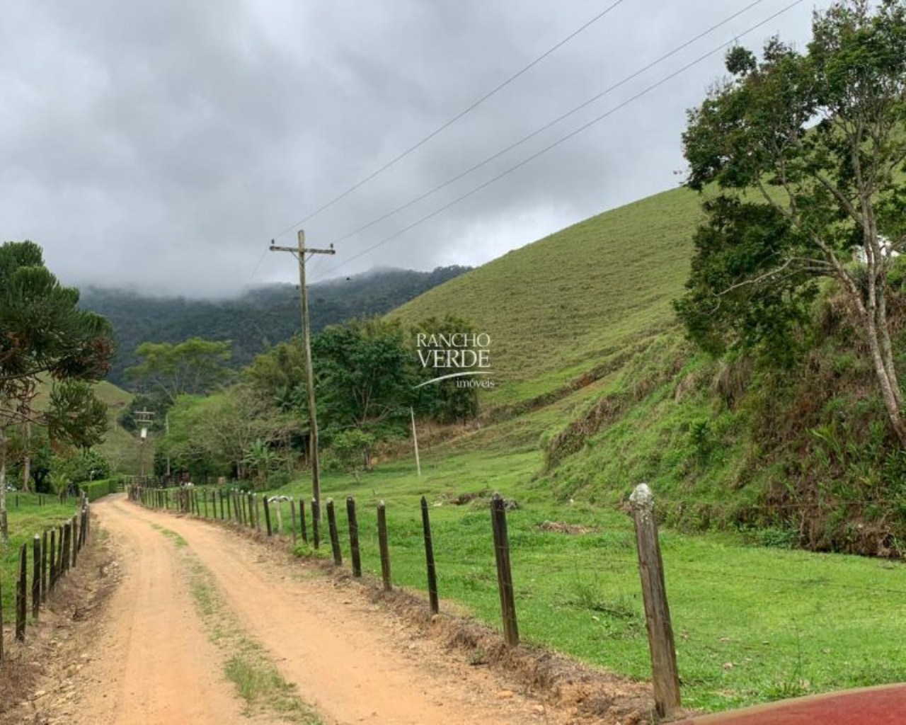 Fazenda de 136 ha em Pindamonhangaba, SP