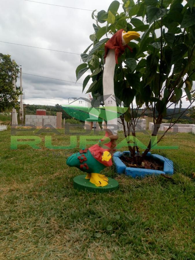 Chácara de 1.000 m² em Mairinque, SP