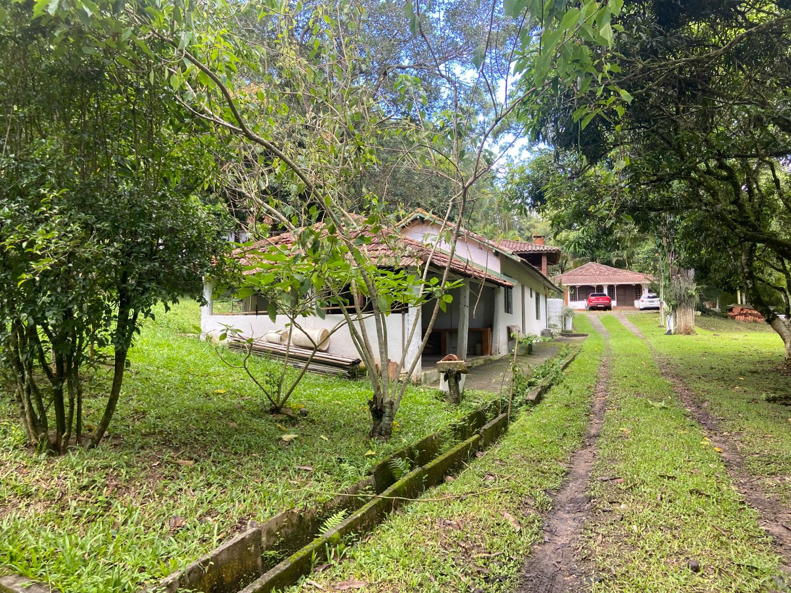 Chácara de 1 ha em Jambeiro, SP