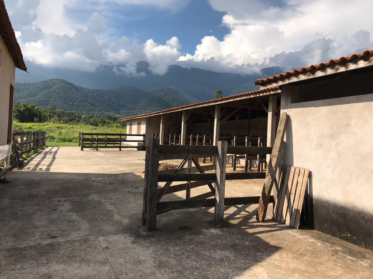 Fazenda de 100 ha em Resende, RJ