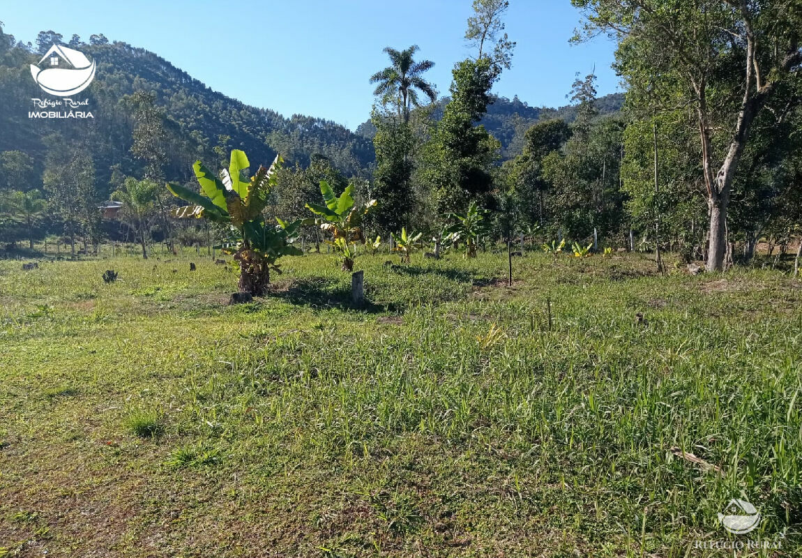 Sítio de 16 ha em Monteiro Lobato, SP