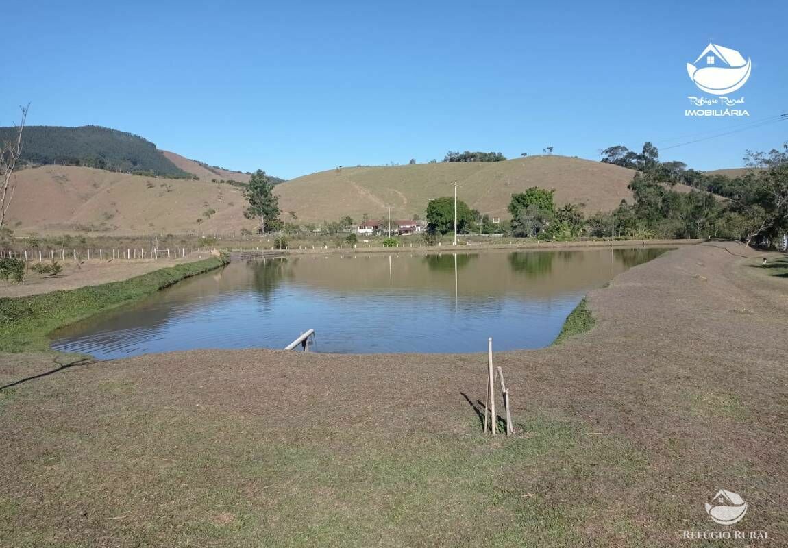 Sítio de 16 ha em Monteiro Lobato, SP