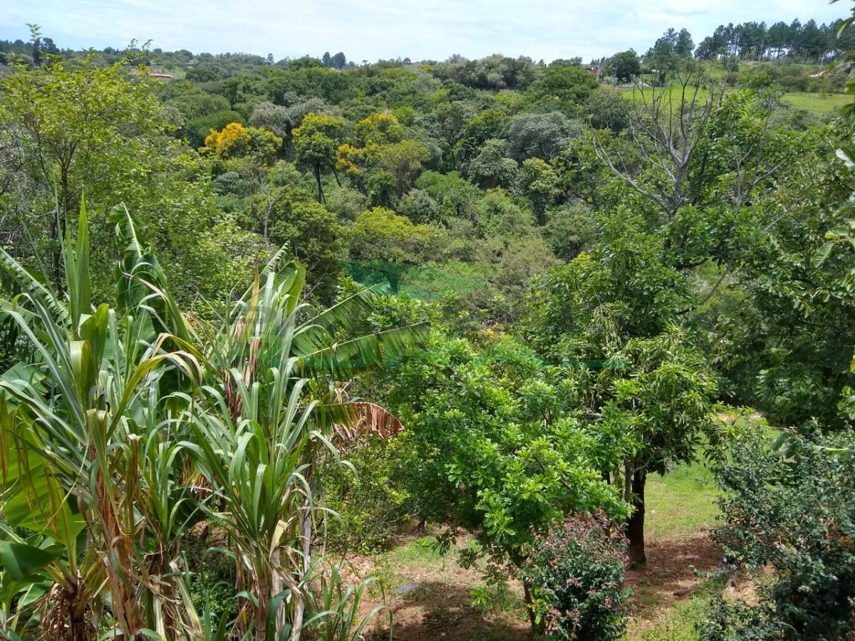 Chácara de 3.600 m² em Alumínio, SP