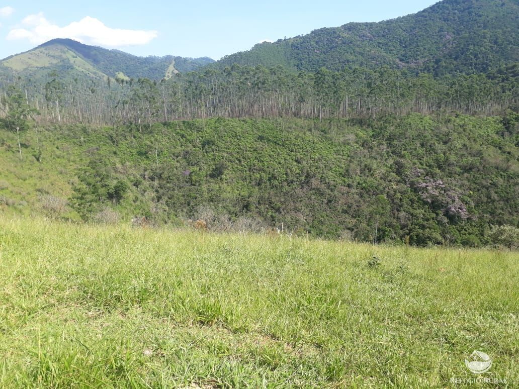 Sítio de 70 ha em São José dos Campos, SP